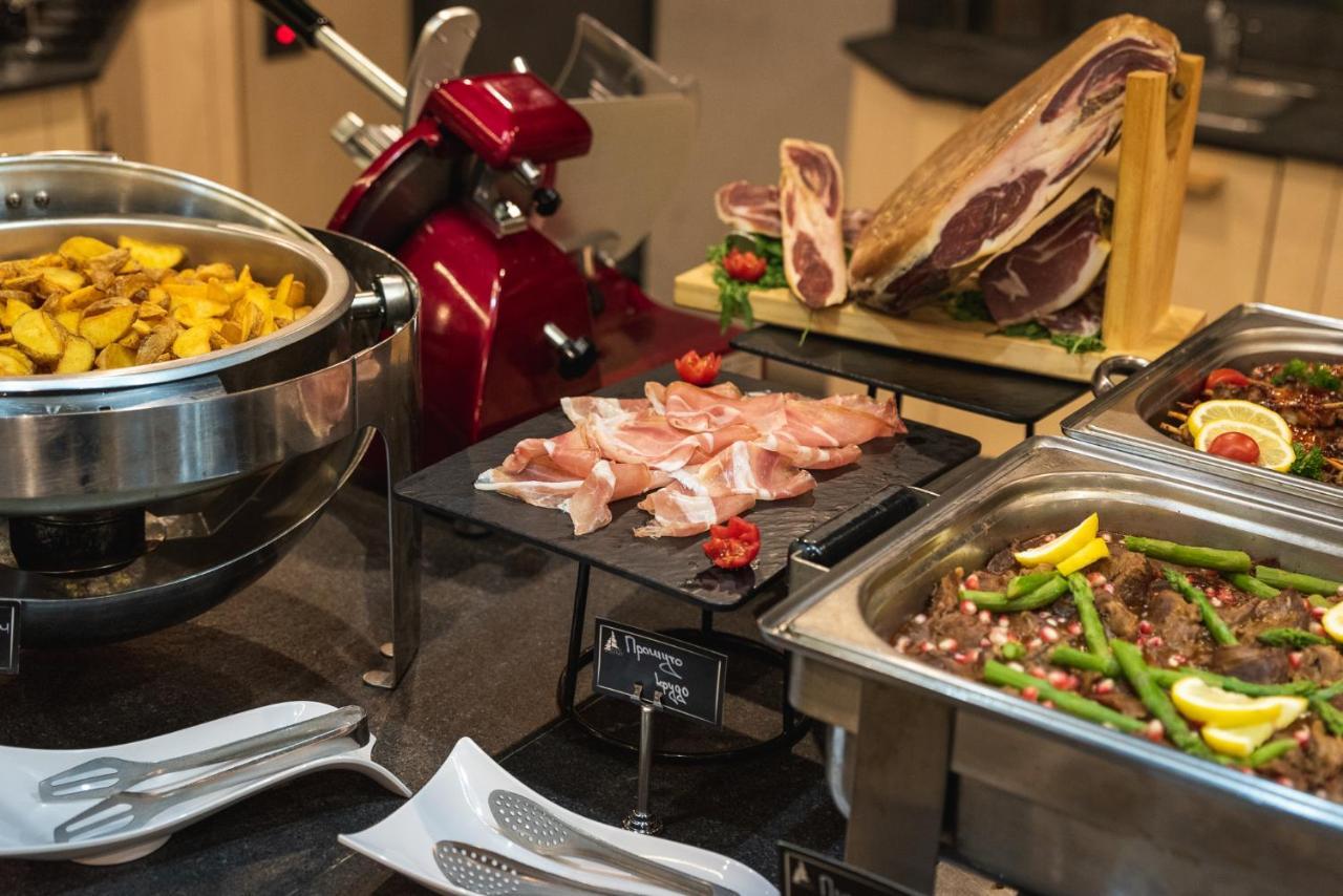 Hotel Arte Spa & Park Velingrad Ngoại thất bức ảnh A chafing dish