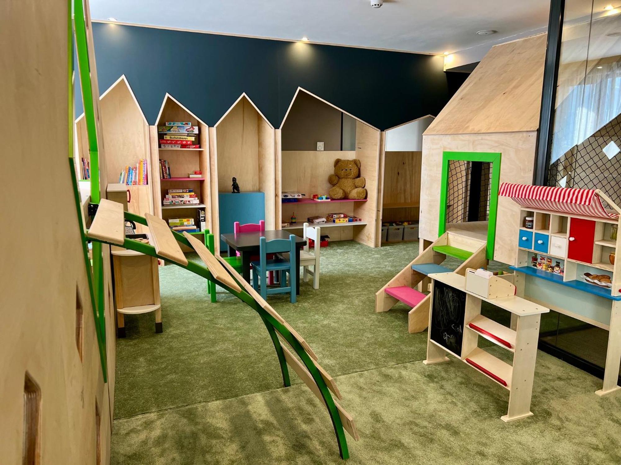 Hotel Arte Spa & Park Velingrad Ngoại thất bức ảnh The Children's Museum of Oakville