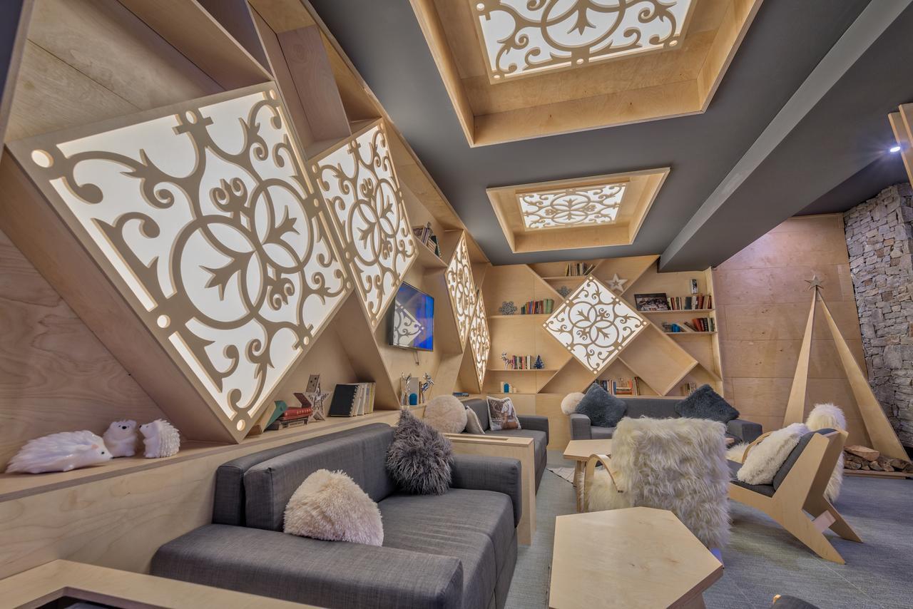 Hotel Arte Spa & Park Velingrad Ngoại thất bức ảnh The interior of the lounge